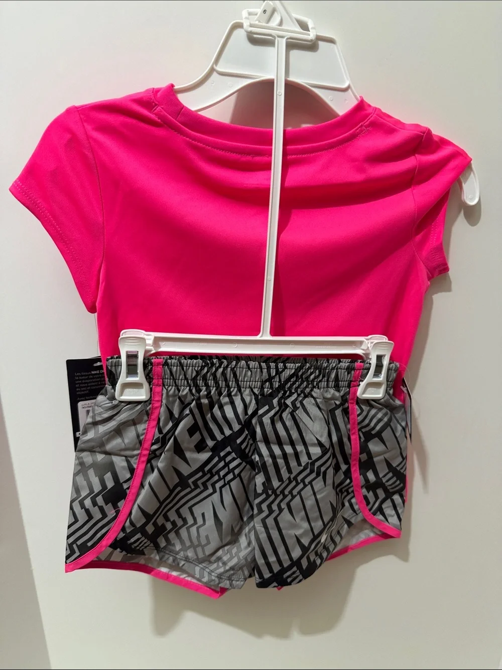 Nike Girls Bright Pink Short Sleeve Tee with Black Logo